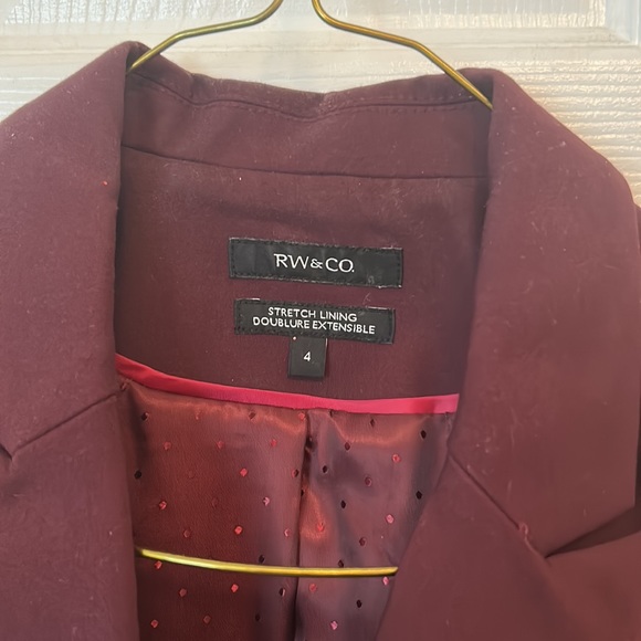 Size 4 RW&CO. Maroon blazer - Picture 2 of 2